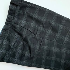 Volcom Size 38 Shorts